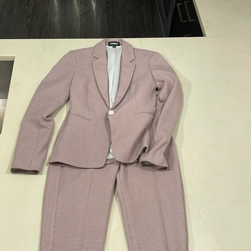 Mauve Express business suit set 0